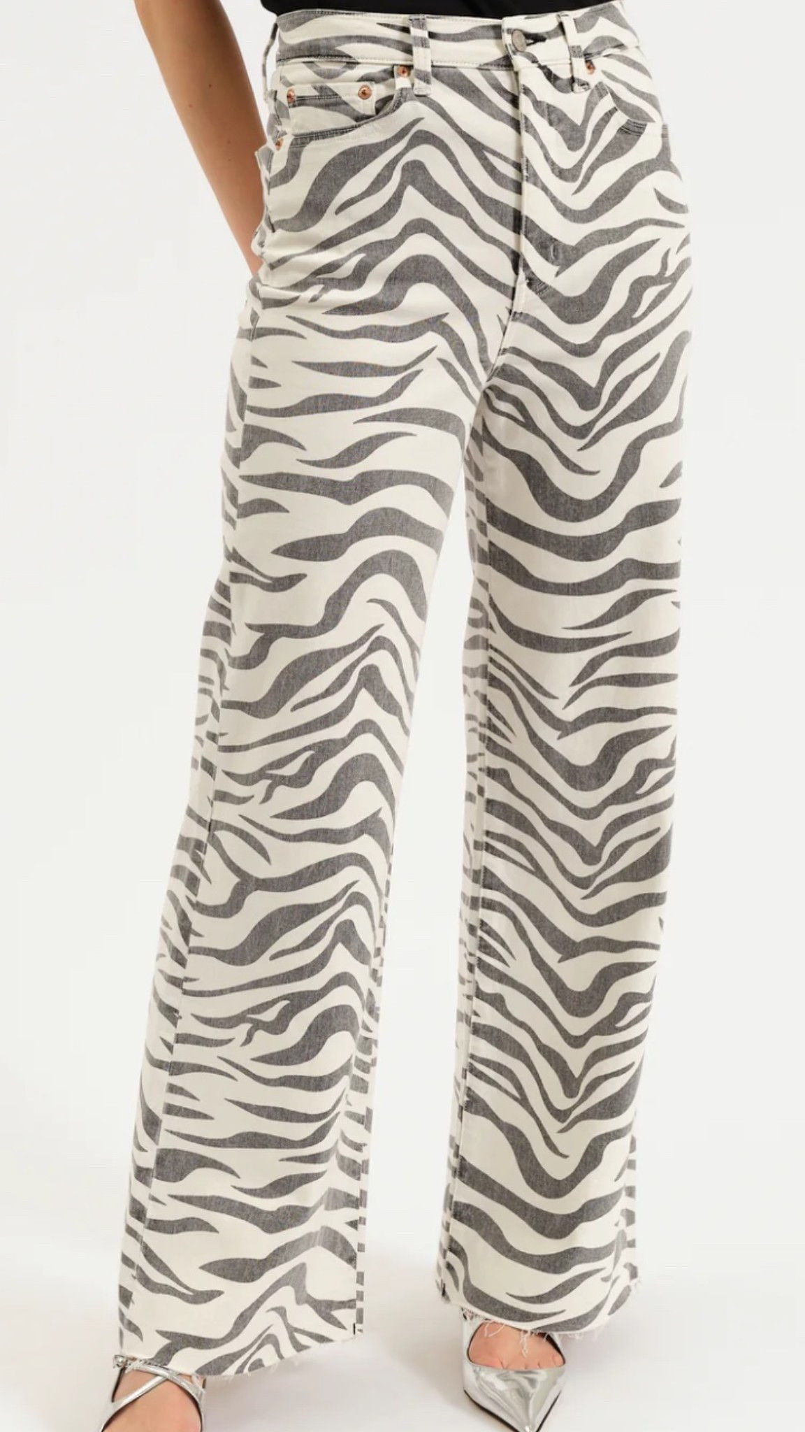 i’m in love w these 

#LTKSpringSale #LTKSaleAlert