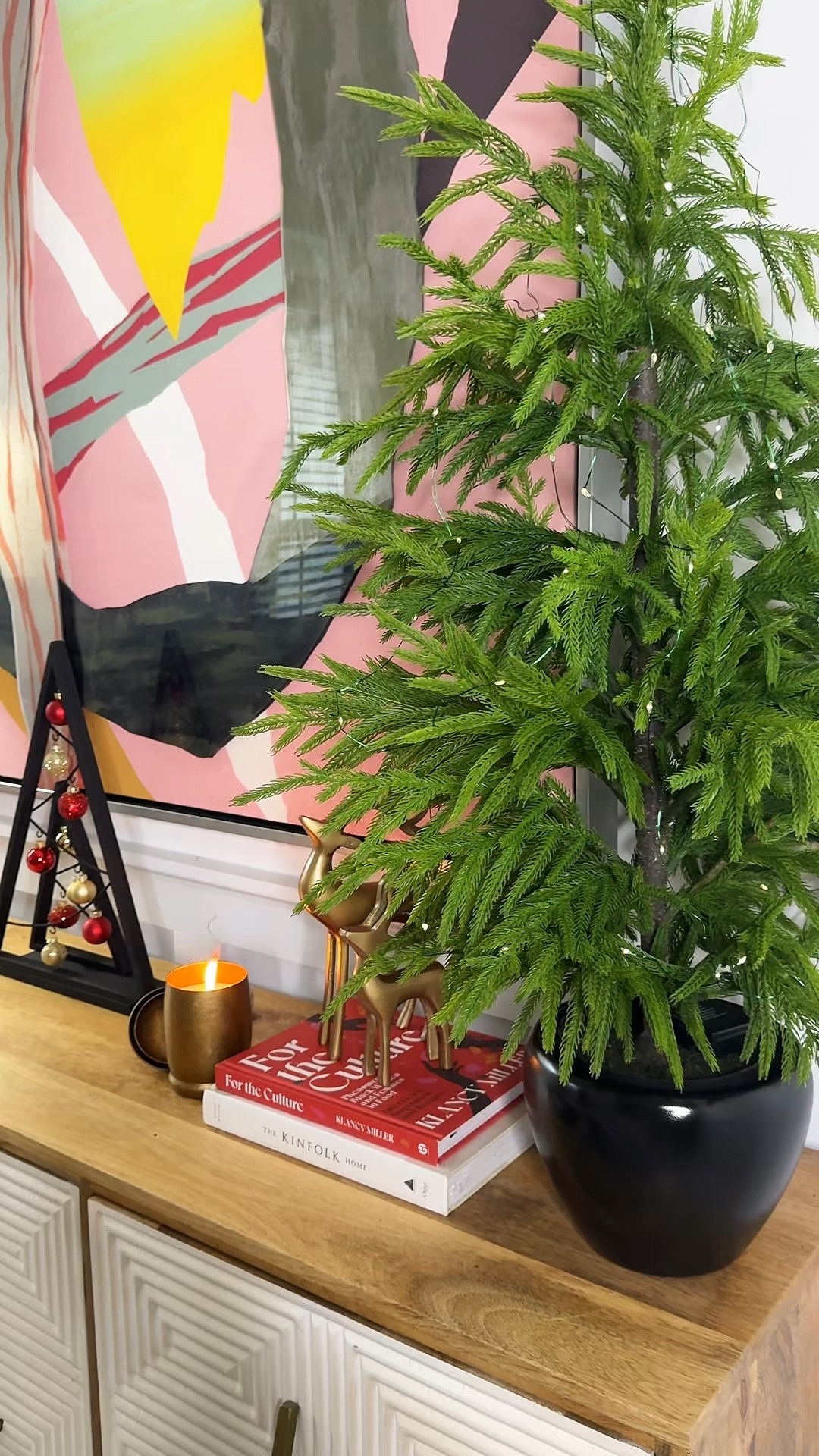 DeeVersifiedLiving

#holiday candle

#LTKFindsUnder50 #LTKHoliday #LTKHome