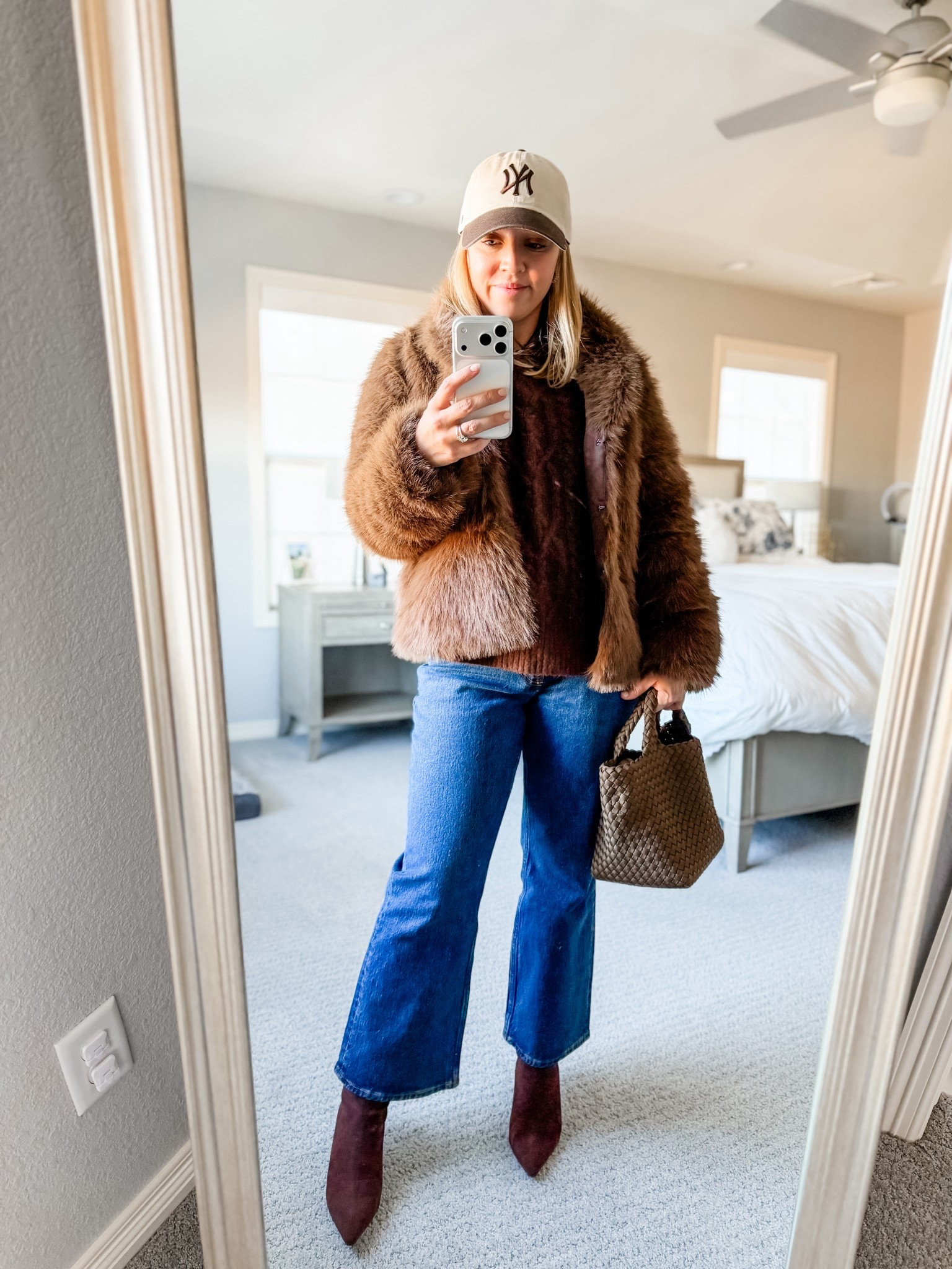 Size small sweater fits true to size! Sized up to 28 short (6) in these cropped jeans. Faux fur jacket is sold out, but linking similar styles! 

Fall outfit, petite, winter coat, cropped jeans, cozy outfit 


#LTKCyberWeek #LTKPetite #LTKootd