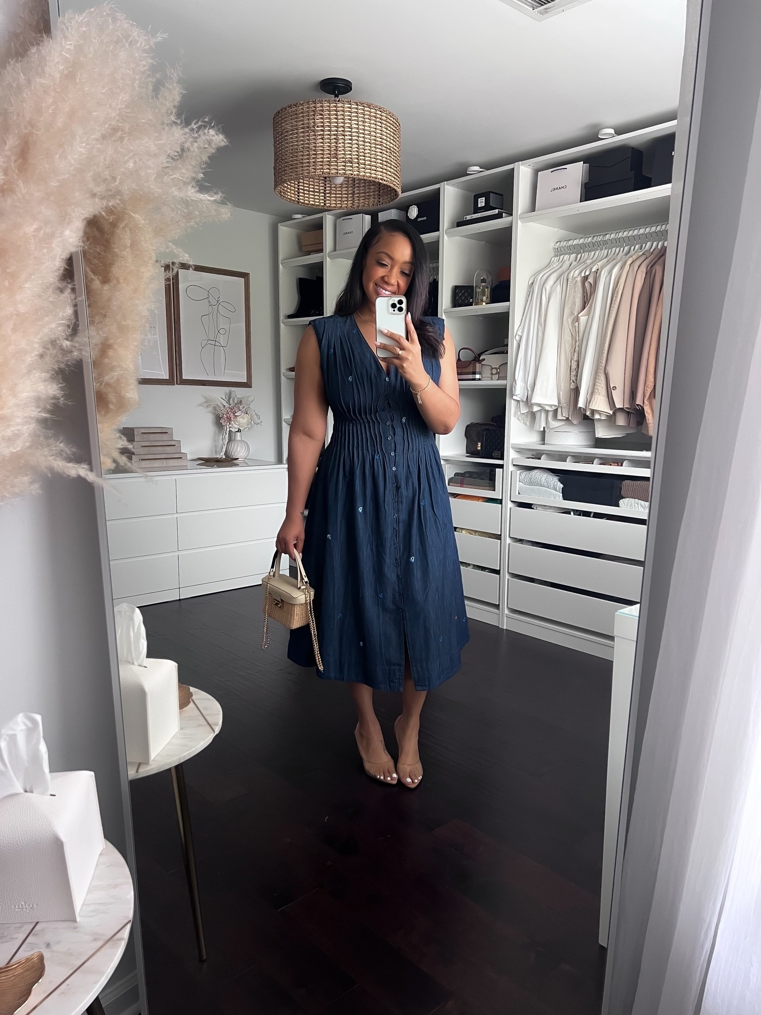 Sharing items from my latest Walmart Haul and I love this dress! It’s cinched at the waist and super flattering. I sized down to a Medium and it’s perfect!