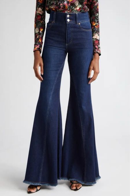 ✨women jeans 
Jeans
Flare jeans 

#LTKStyleTip #LTKSaleAlert #LTKFindsUnder100