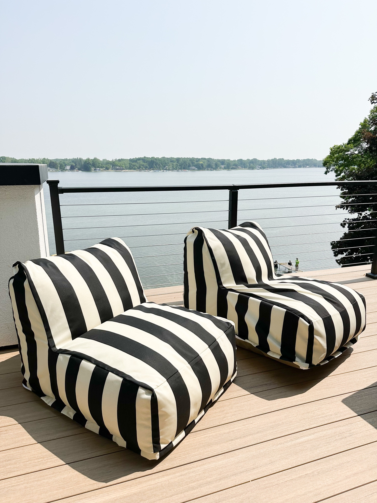 Outdoor beanbag chairs… but make them chic 😍✨