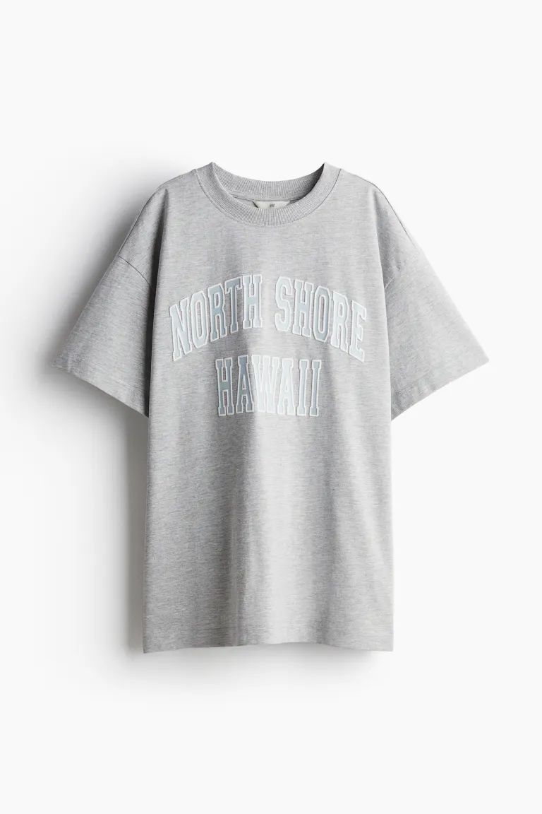 Oversized Printed T-shirt - Round Neck - Short sleeve - Light gray melange/Brooklyn - Ladies | H&... | H&M (US + CA)