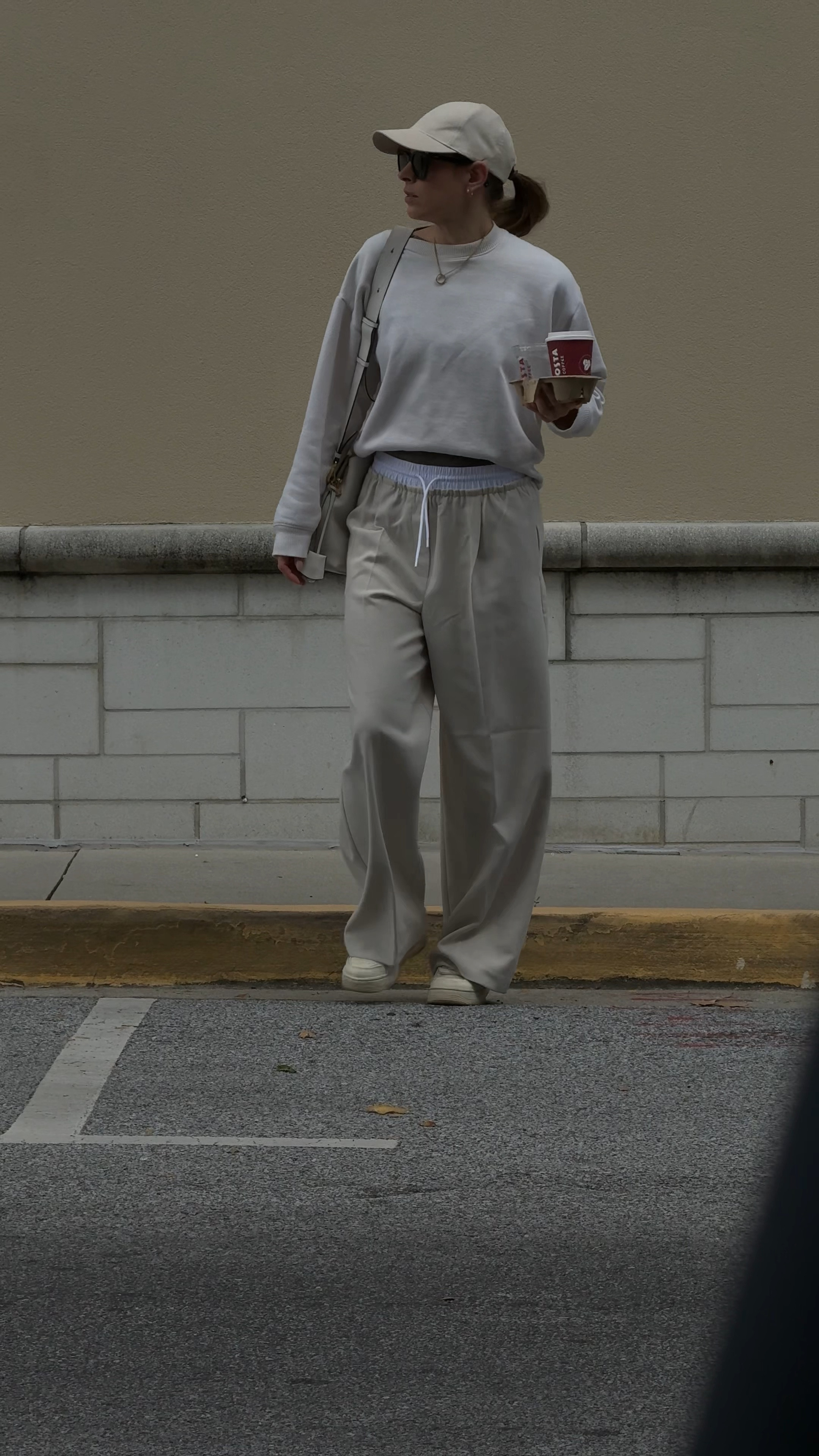 Coffee run casual monochrome outfit 

Oak + Fort EXPOSED ELASTIC WAISTBAND DRESS PANT

#LTKSeasonal #LTKVideo #LTKFindsUnder100