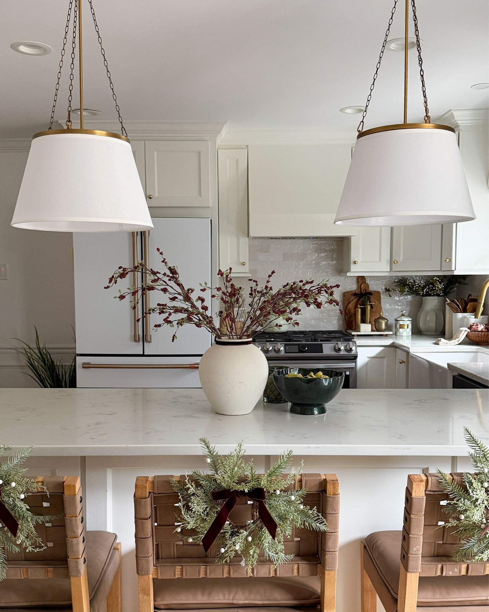 Keeping this space simple, warm, and inviting with subtle seasonal touches — nothing overdone, just cozy layers that make the heart of the home feel extra special this time of year. It’s the kind of styling that works all winter long, not just for the holidays. 🍒

Everything you see here is linked and easy to recreate ✨

#LTKHoliday #LTKHome #LTKSeasonal
