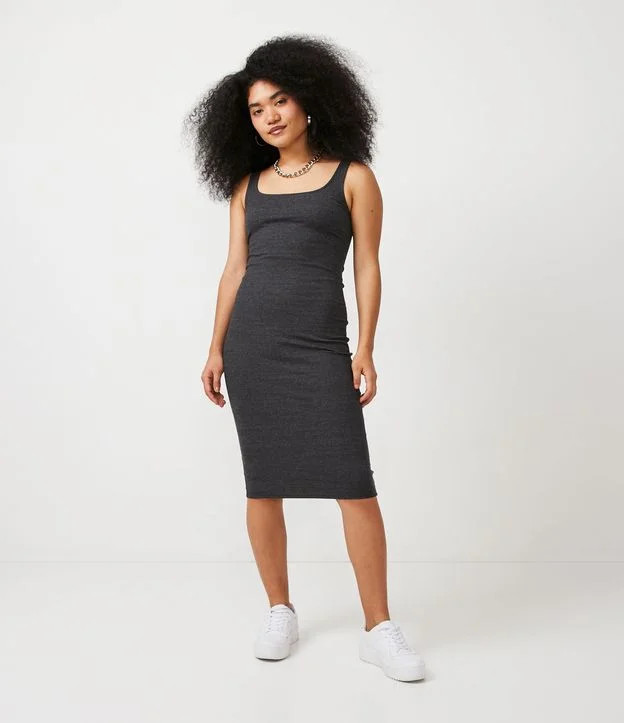 Vestido Midi Básico com Decote Quadrado Cinza | Renner (BR)