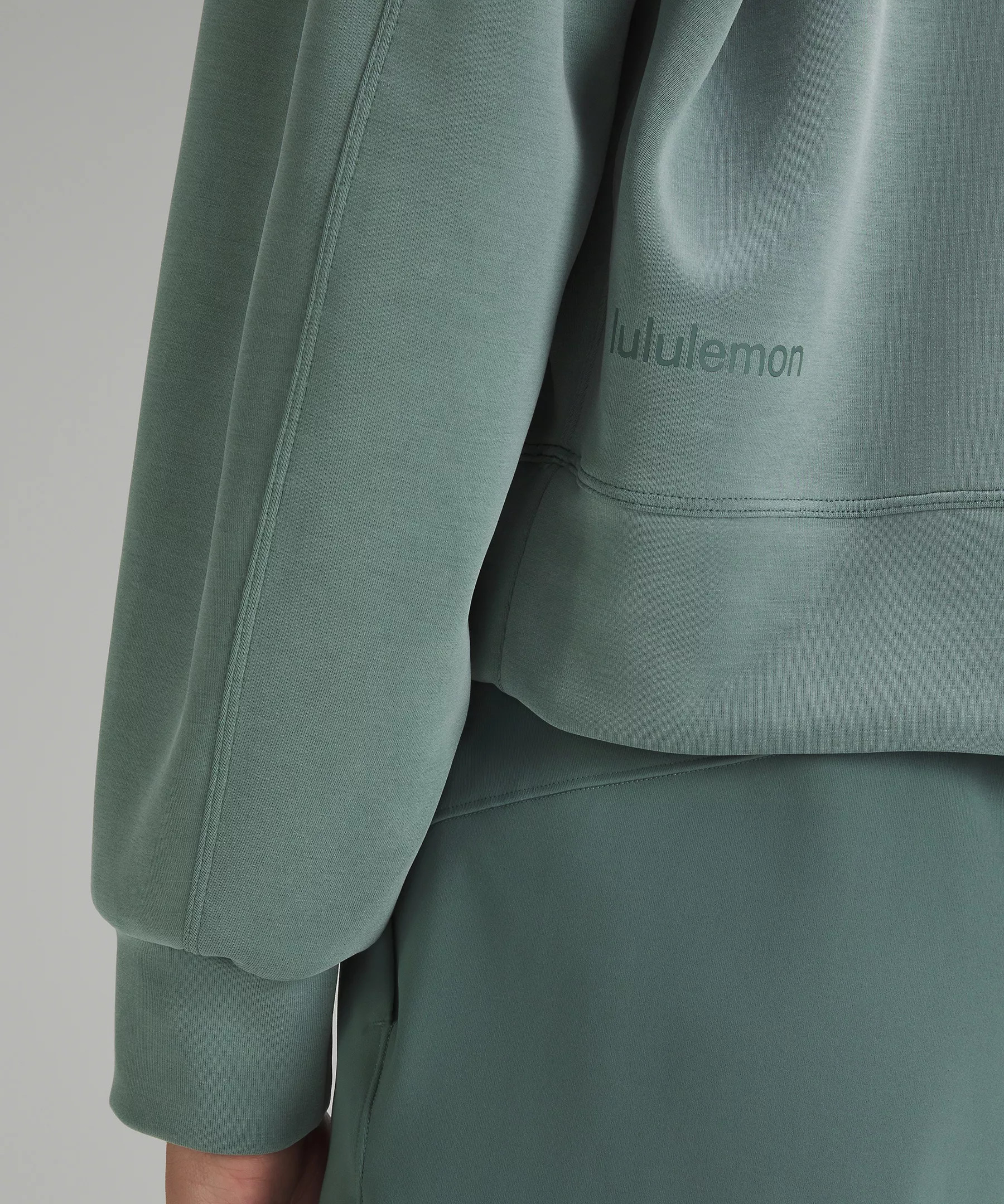 Softstreme Perfectly Oversized Cropped Crew | Women's Hoodies & Sweatshirts | lululemon | Lululemon (US)