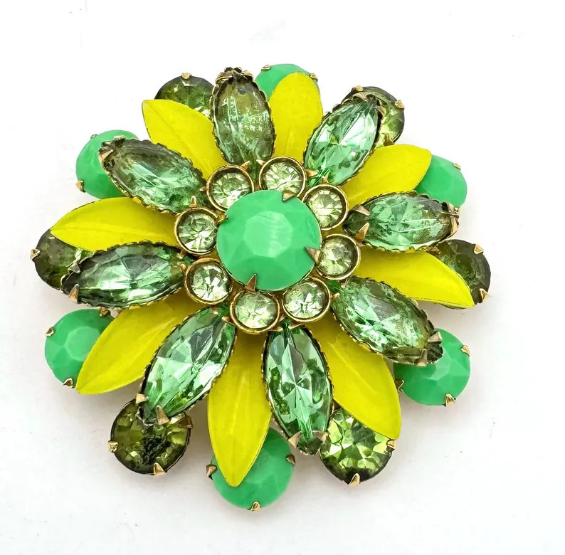 Green Rhinestone Flower Brooch   Gold metal enamel Mid Century Floral Pin | Etsy (US)