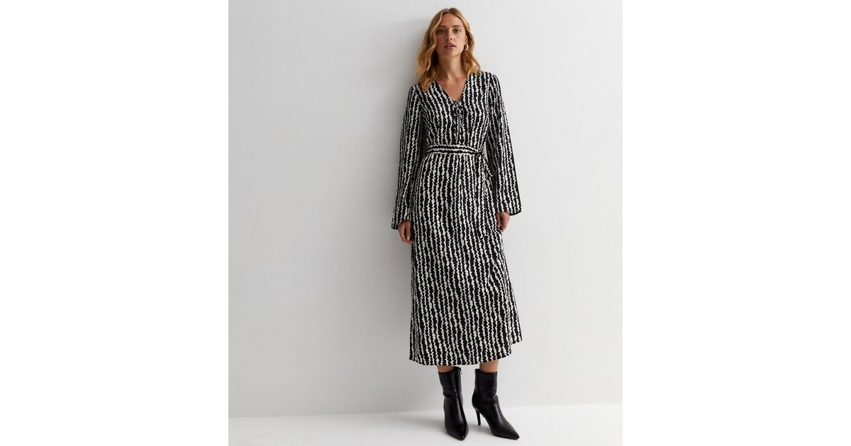Black Abstract Stripe Belted Midi Dress | New Look | New Look (UK)