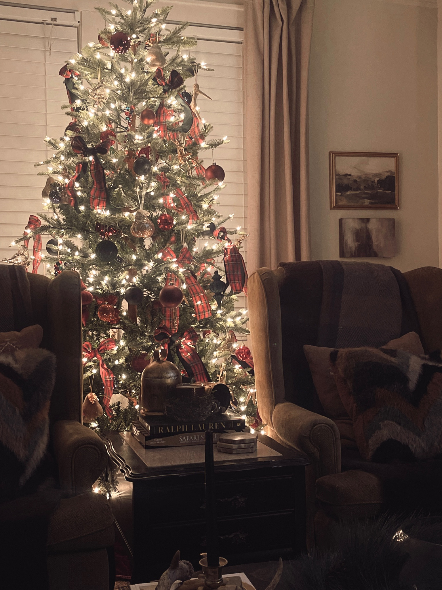 Christmas tree #christmasdecor #christmastree #holiday

#LTKhome #LTKHoliday #LTKSeasonal