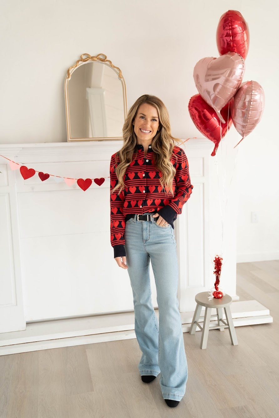 The cutest Valentine’s Day outfits!

Walmart fashion  winter fashion  jeans  casual outfit, sweaters  cozy style  winter outfit  cardigan  mom outfit  trendy fashion   Galentine’s Day outfit 

#LTKmomlife #LTKootd #LTKgrwm