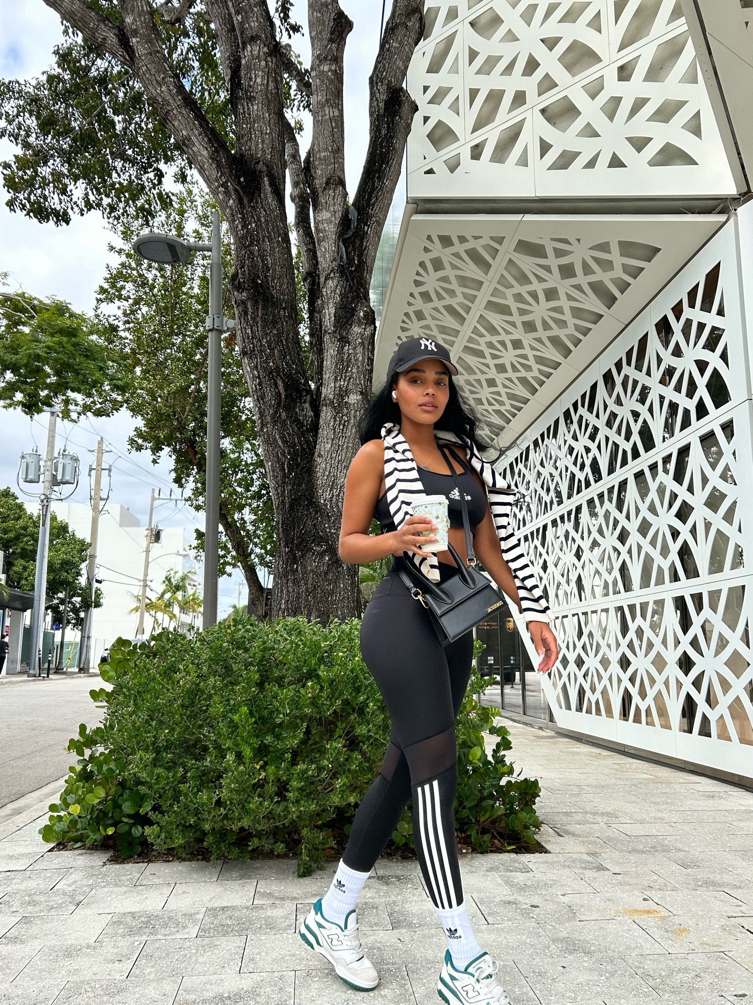 Turning a gym outfit into a fun outfit to go out and have a coffee. 

#LTKFitness #LTKItBag #LTKActive