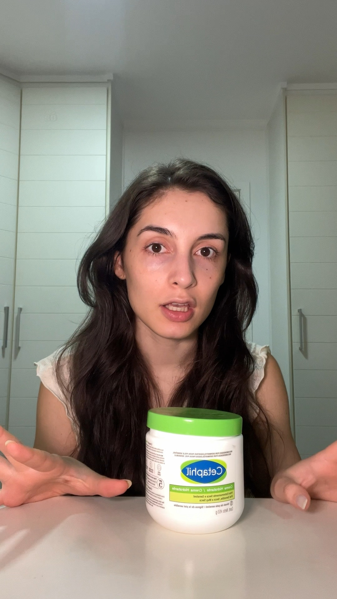 Faço uma máscara no meu rosto todos os dias antes de dormir com esse creme > minha pele é SECA!! 

#LTKbrasil #LTKbeleza #LTKdicadeestilo