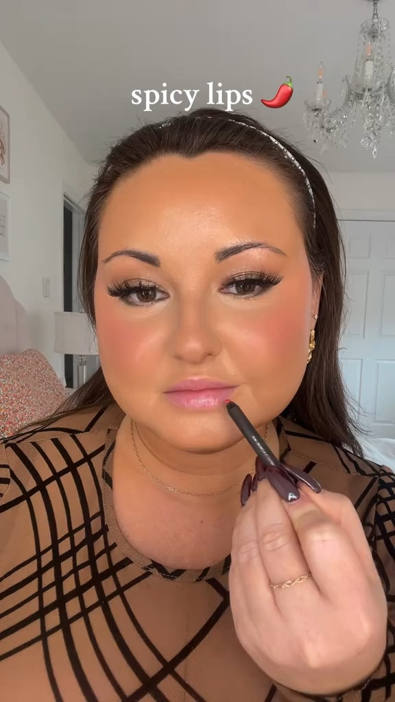 fiery lip combo 🔥 

#LTKbeauty #LTKSeasonal #LTKVideo