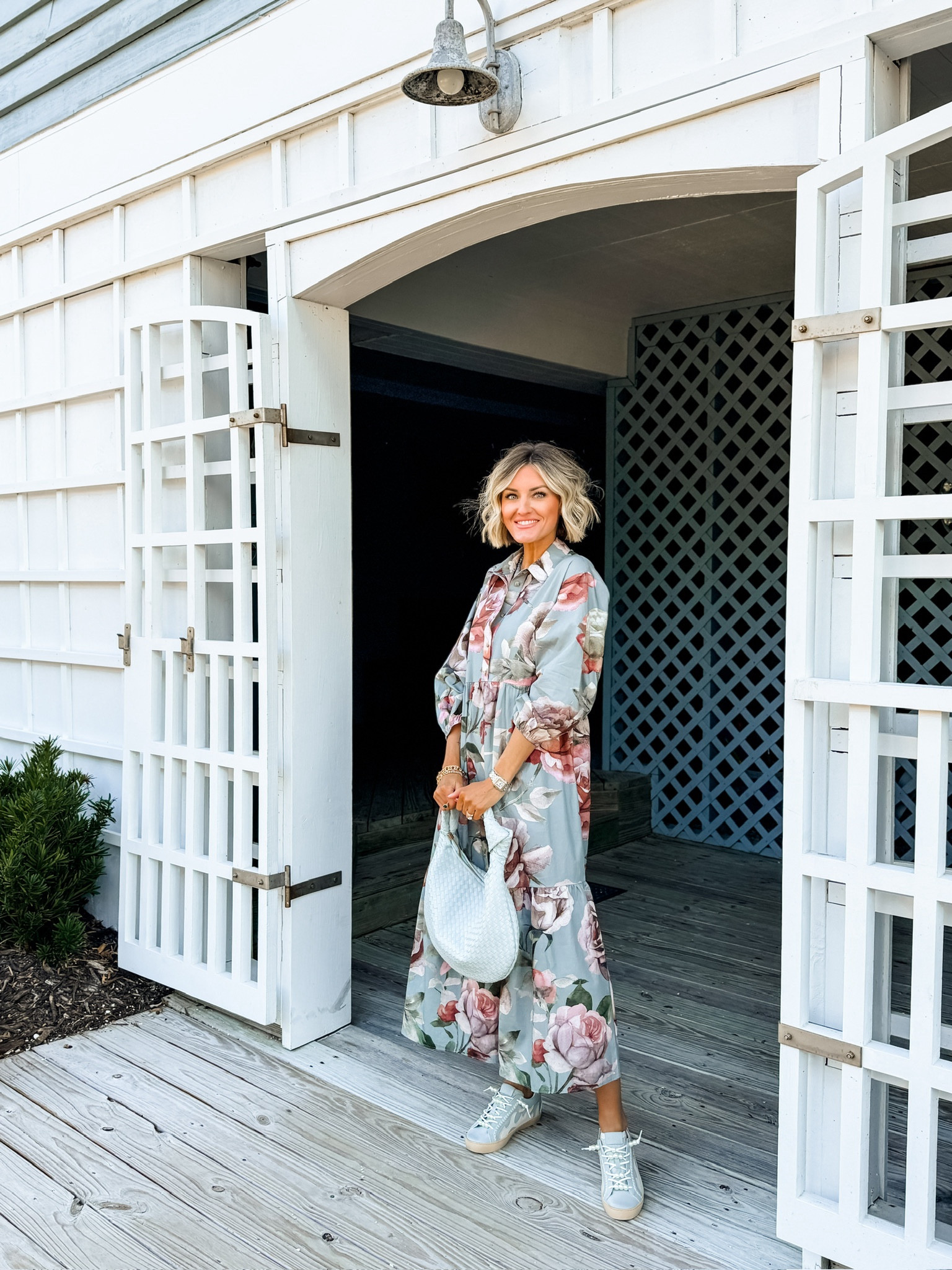 Love how you can wear these dresses with boots, sandals, sneakers, etc! Wearing XXS!

Loverly Grey, Anthropologie, spring dress, spring finds 

#LTKSeasonal #LTKStyleTip