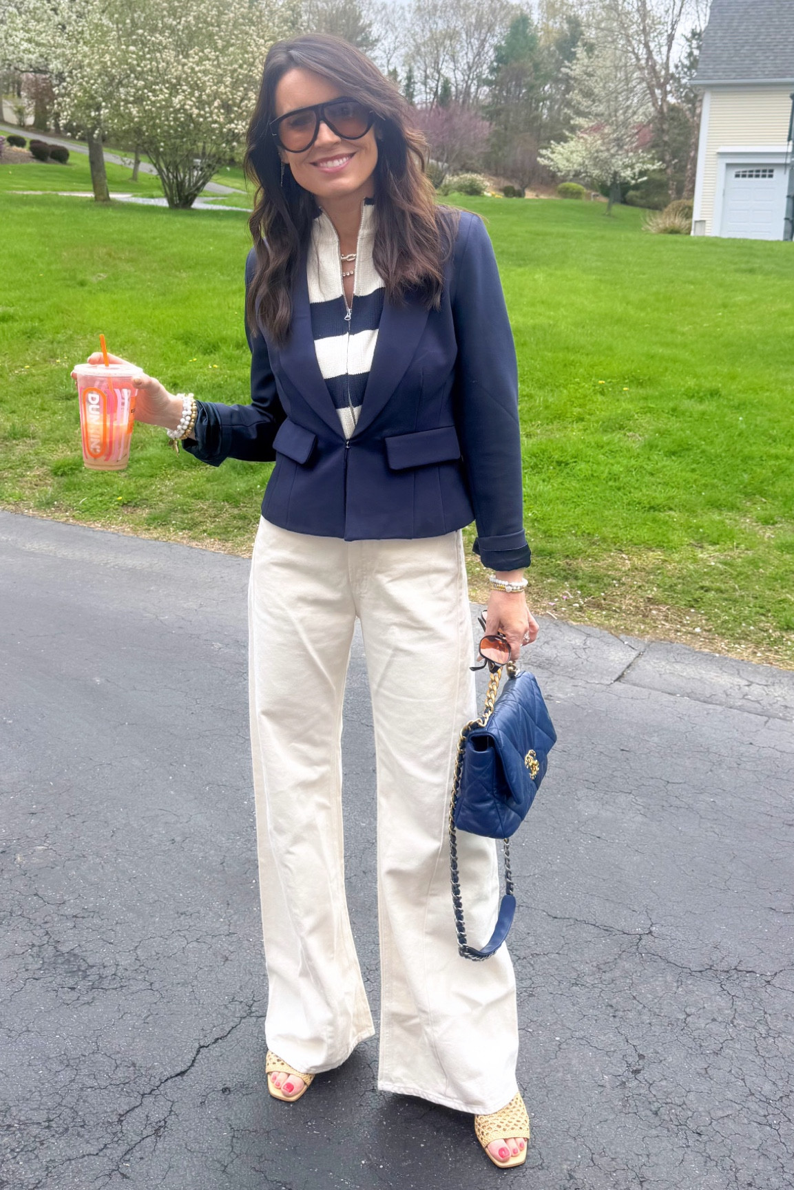 @Revolve mother lemon twist jeans
Central Park west blazer
Chanel bag 

#LTKgrwm #LTKOver40 #LTKootd