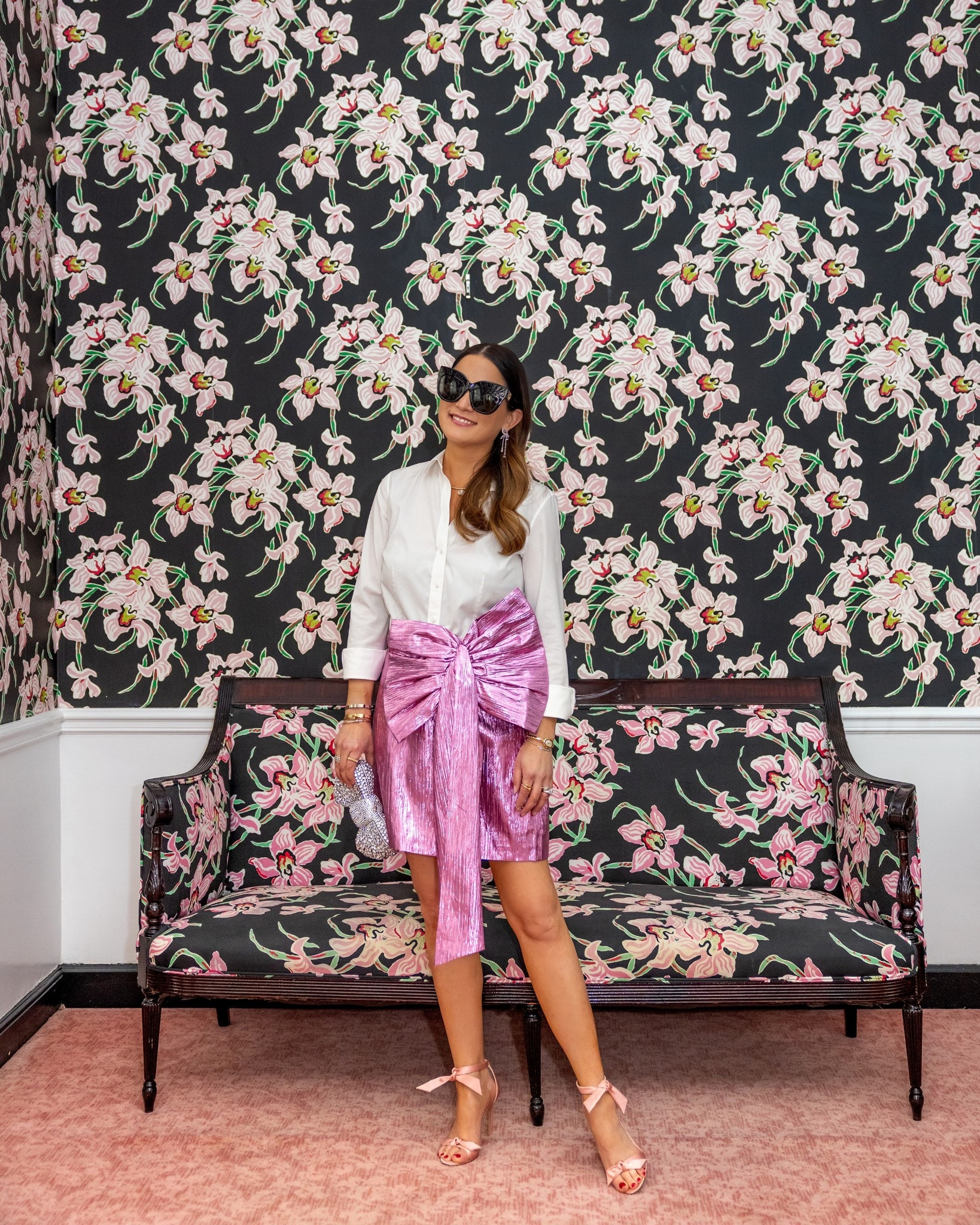 Isn’t this bow skirt positively perfect? 🎀 It’s the ideal party skirt that’s very versatile for holiday outfits. 

I style it with white button-down shorts, bodysuits, and black turtlenecks and opaque tights. 

#LTKHoliday #LTKootd #LTKSeasonal