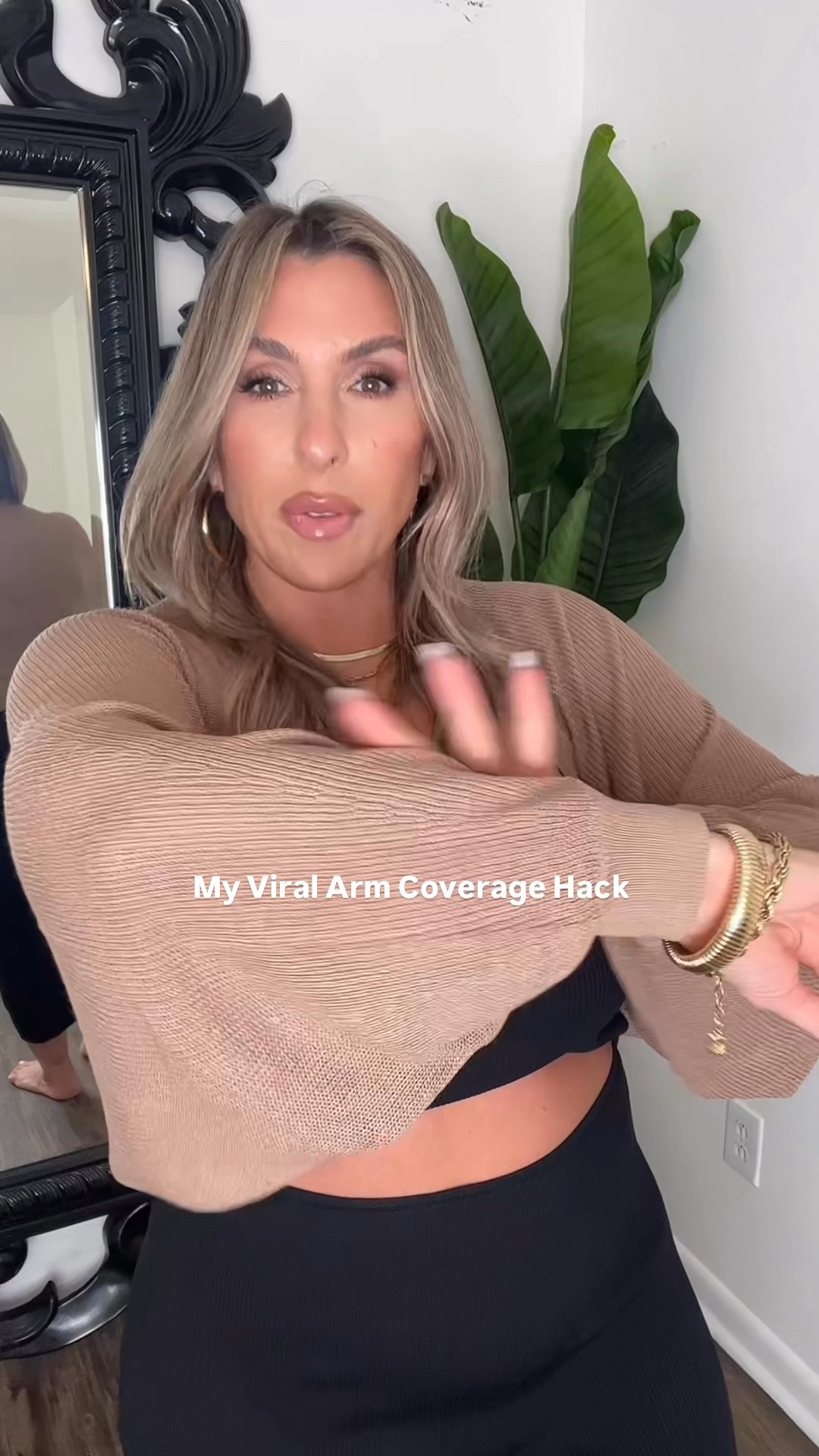 My viral arm insecurity hack at these boleros to any sleeveless outfit. They are very lightweight. I size up to an XXL to make it extra slouchy, but that is actually not necessary. You can order your true size.

Dress size down wrg a medium

Leggings L



#LTKMidsize #LTKStyleTip #LTKFindsUnder50