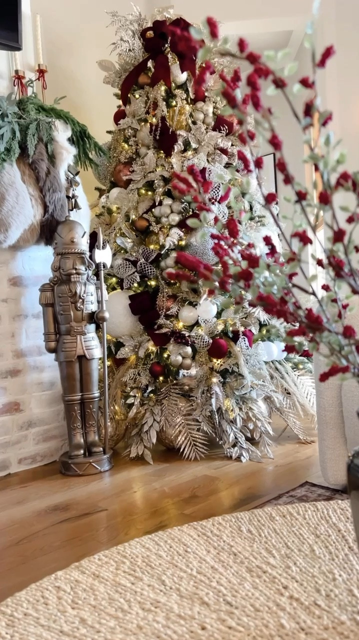 Estás lindas boticas de Navidad se están vendiendo muy rápido …. Son hermosas #amazonhome #christmas #navidad2024 #xmas 

#LTKHome #LTKHoliday #LTKSeasonal