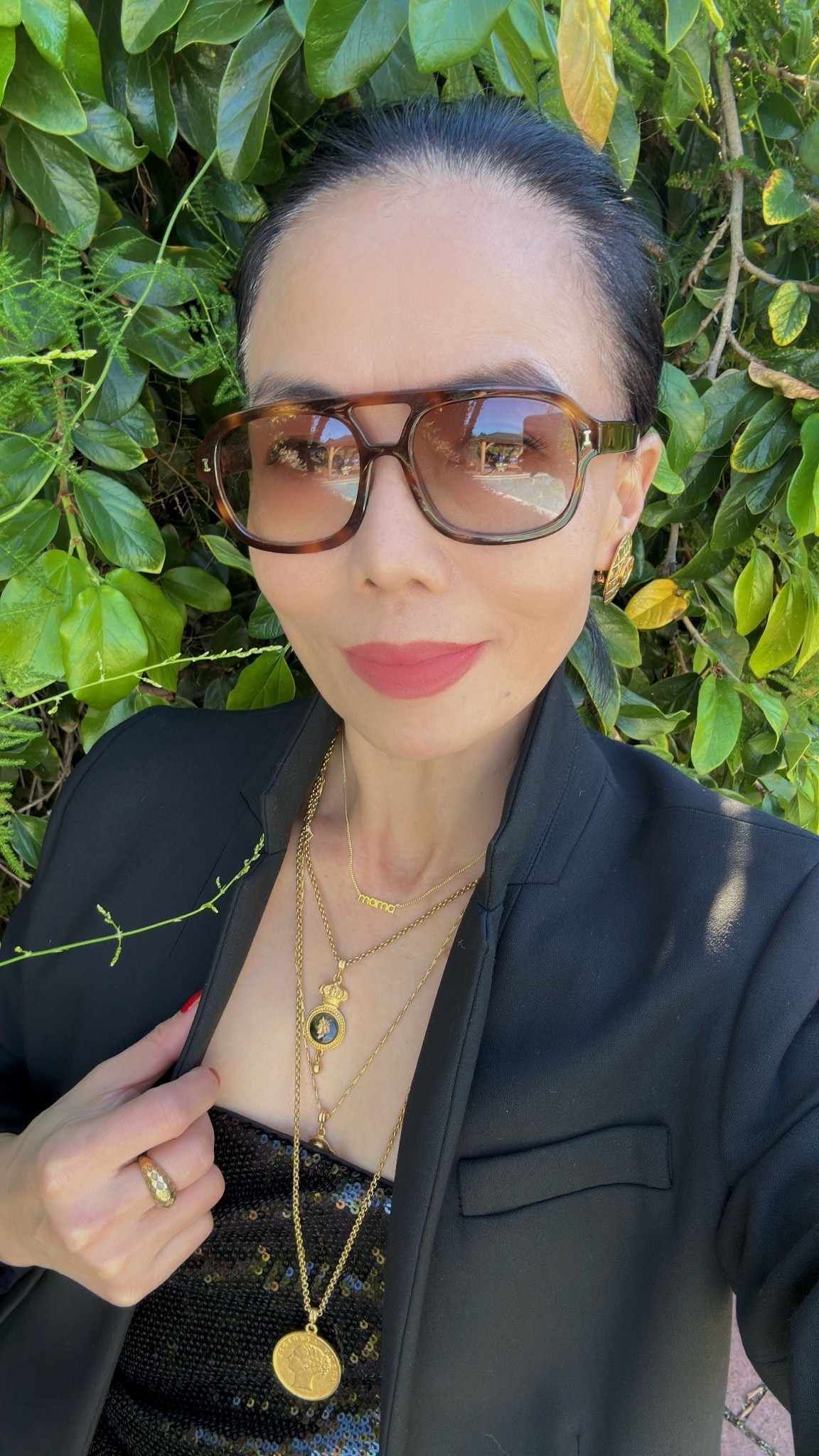 Mama in her daytime glam. 😆✨

#LTKmomlife #LTKHoliday #LTKGiftGuide