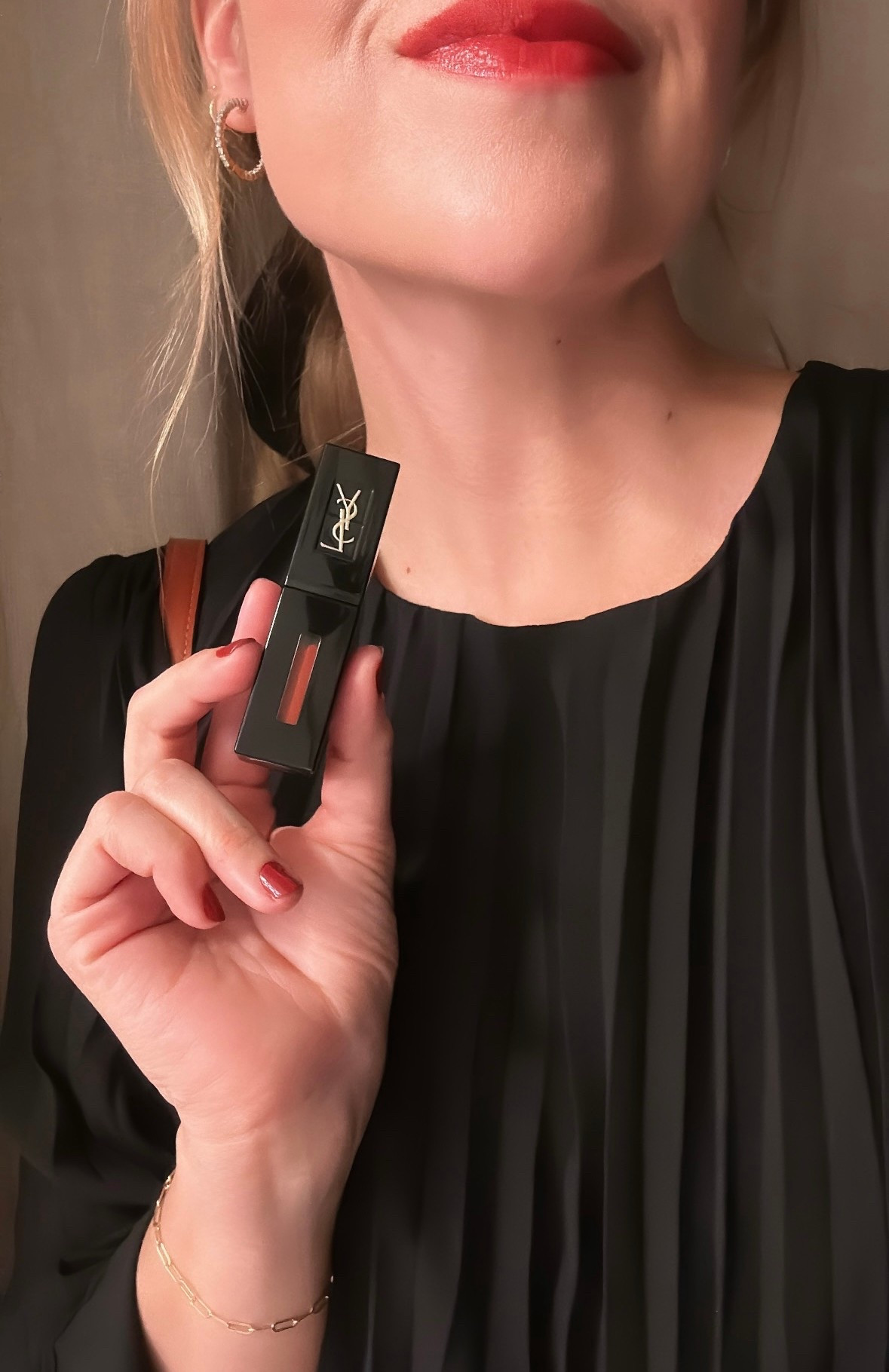 My favorite YSL red lip for holiday parties! 

#LTKBeauty #LTKGiftGuide #LTKHoliday