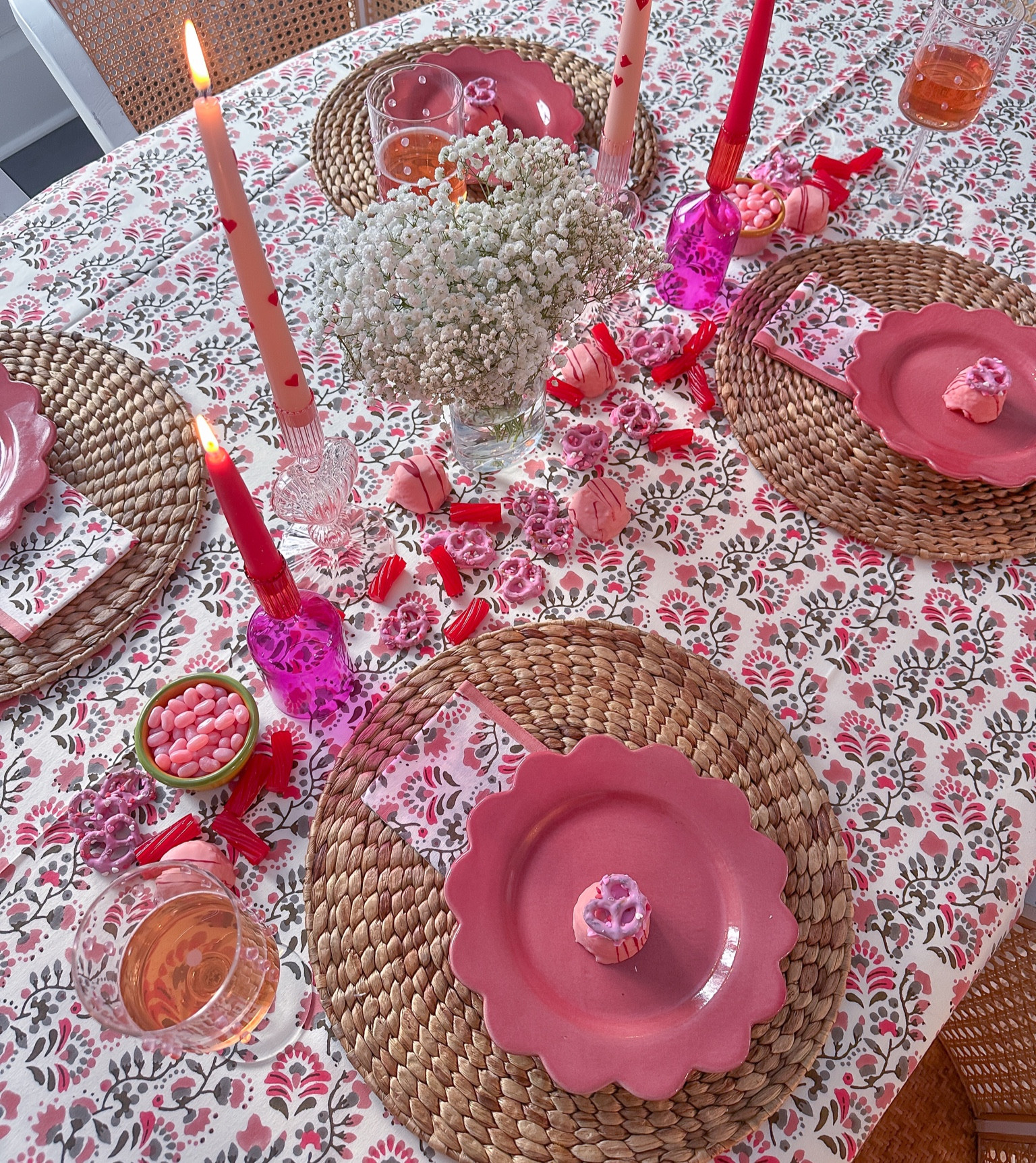 Valentine’s Day tablescape 💕

#LTKSeasonal #LTKHome