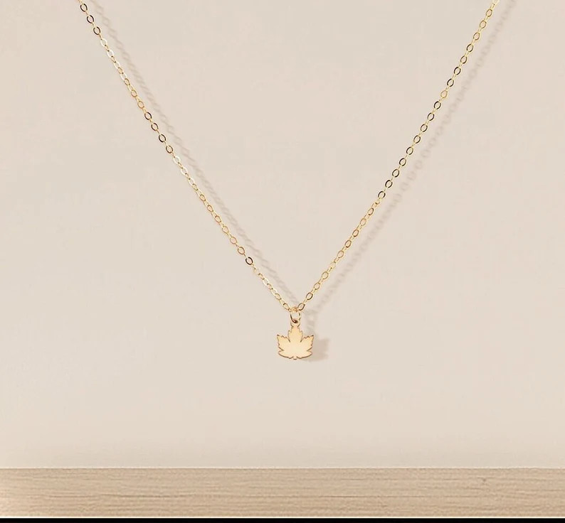 Maple Leaf Necklace Gold Leaf Pendant Gift for Her Fall Jewelry Maple Leaf Charm Canadian Maple L... | Etsy (US)
