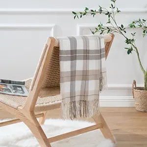 BATTILO HOME Fall Plaid Throw Blanket for Couch, Farmhouse Checkered Decor Throw, Lightweight Bei... | Amazon (US)