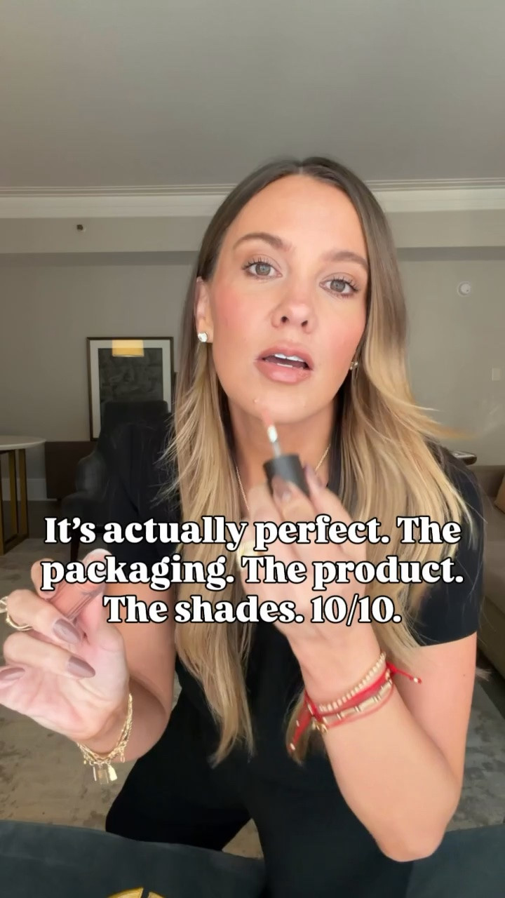 This is the best finishing touch to my makeup routine!

M.ph lipgloss - Shade: pretty please, wild thing 

Makeup, beauty, beauty must haves, lipgloss, lip combo, beauty routine

#LTKBeauty