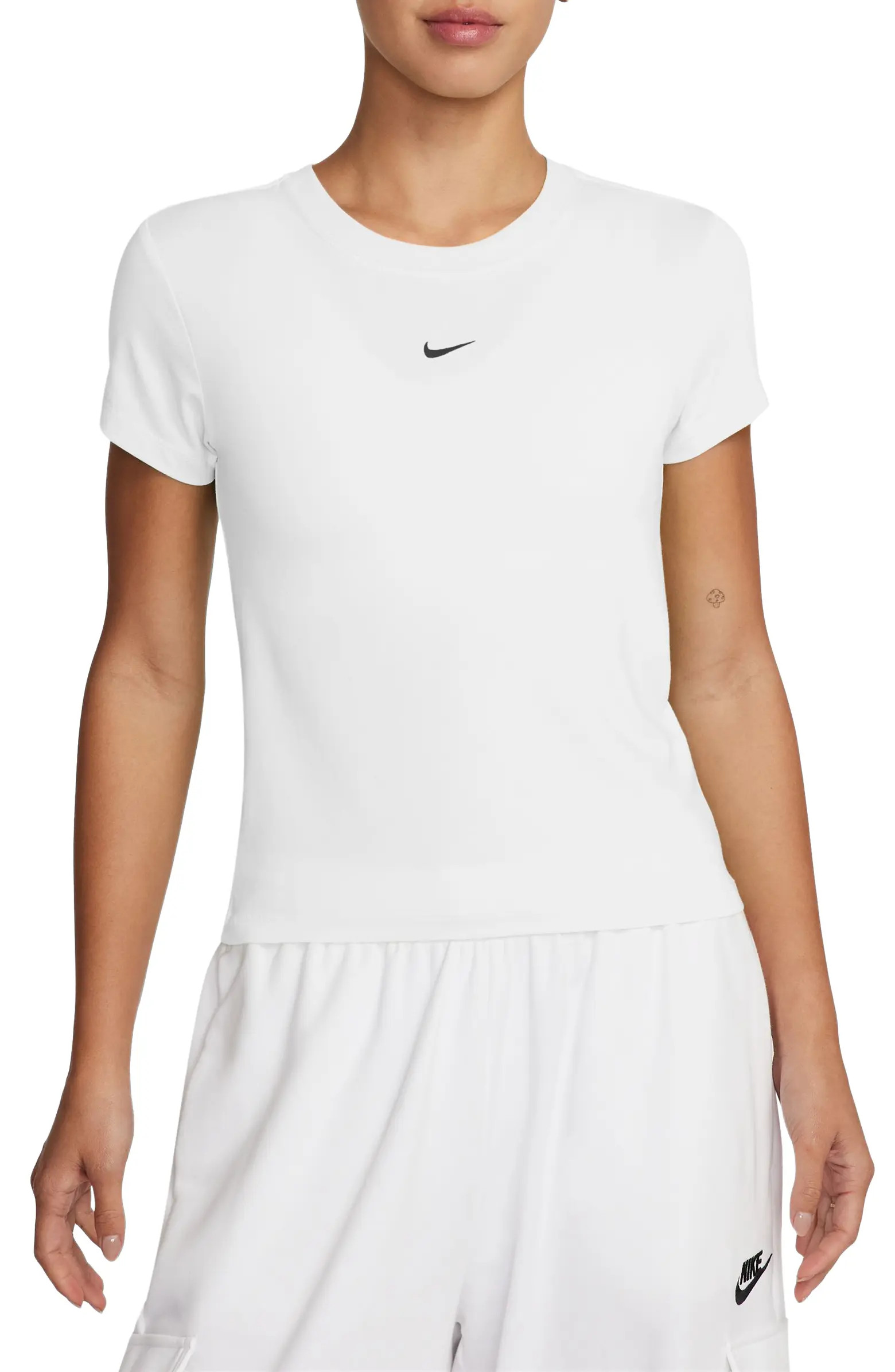 Sportswear Club Chill Knit Mod Crop T-Shirt | Nordstrom