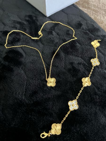 This gold jewelry set is perfect!


gold bracelet, gold necklace, clover necklace, clover bracelet, van Cleef arpels, DH gate finds, jewelry, gifts for her

#LTKbeauty #LTKGiftGuide #LTKstyletip