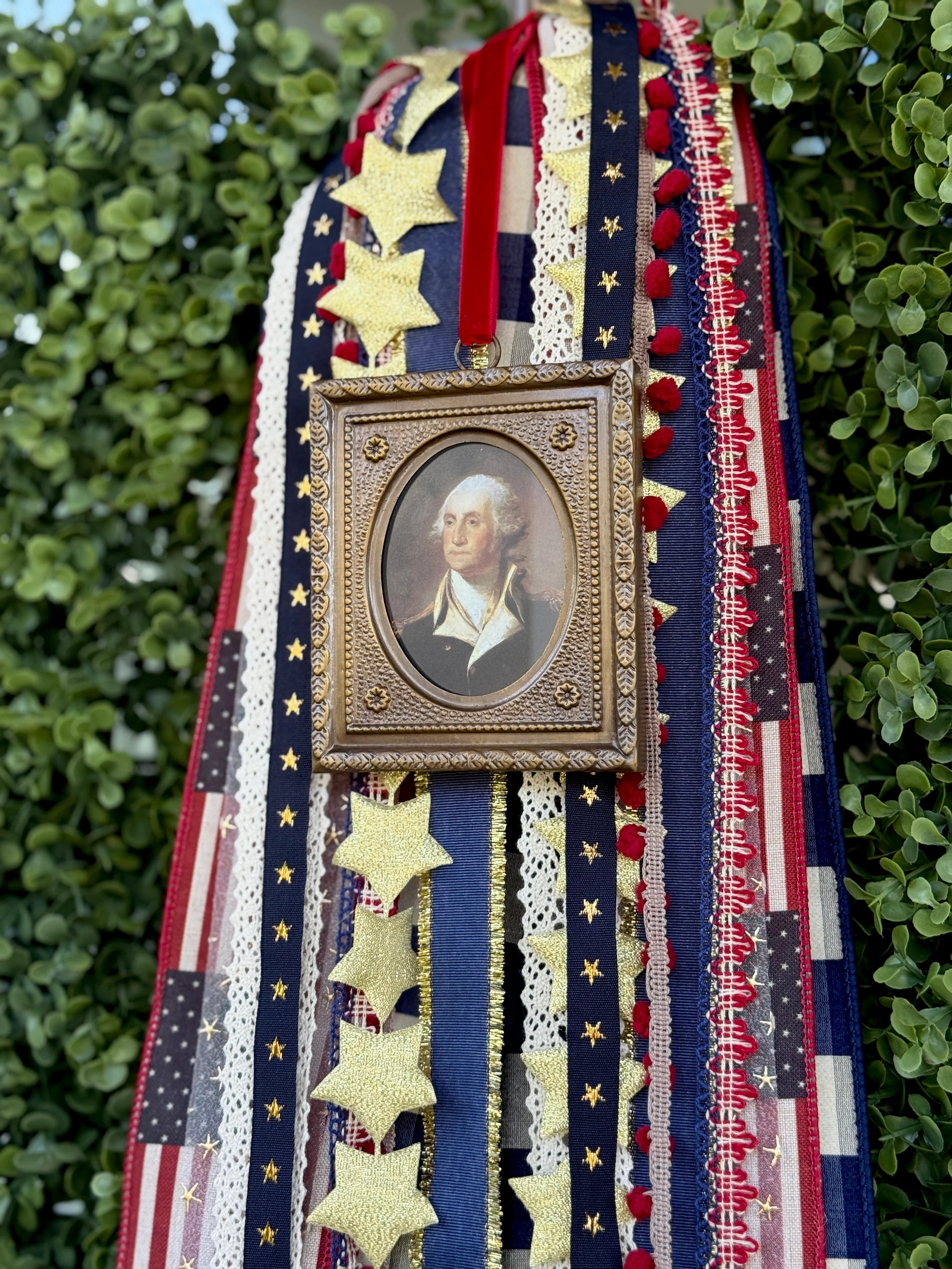 Founding Father Portrait Frame | House of Turnberry