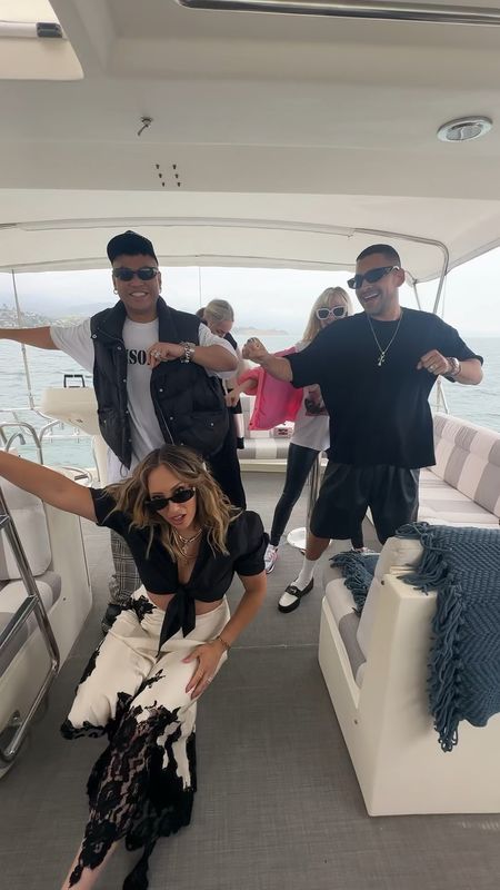 Dancing on a yacht 🛥️ ain’t easy folks and I’m a freaking pro dancer ! 💃🏻 😂 What better way than a ringing in a new decade with my closest friends than not only being on a gorgeous yacht but also in the most comfortable yet chic outfit! 😍

#LTKparties #LTKstyletip #LTKtravel