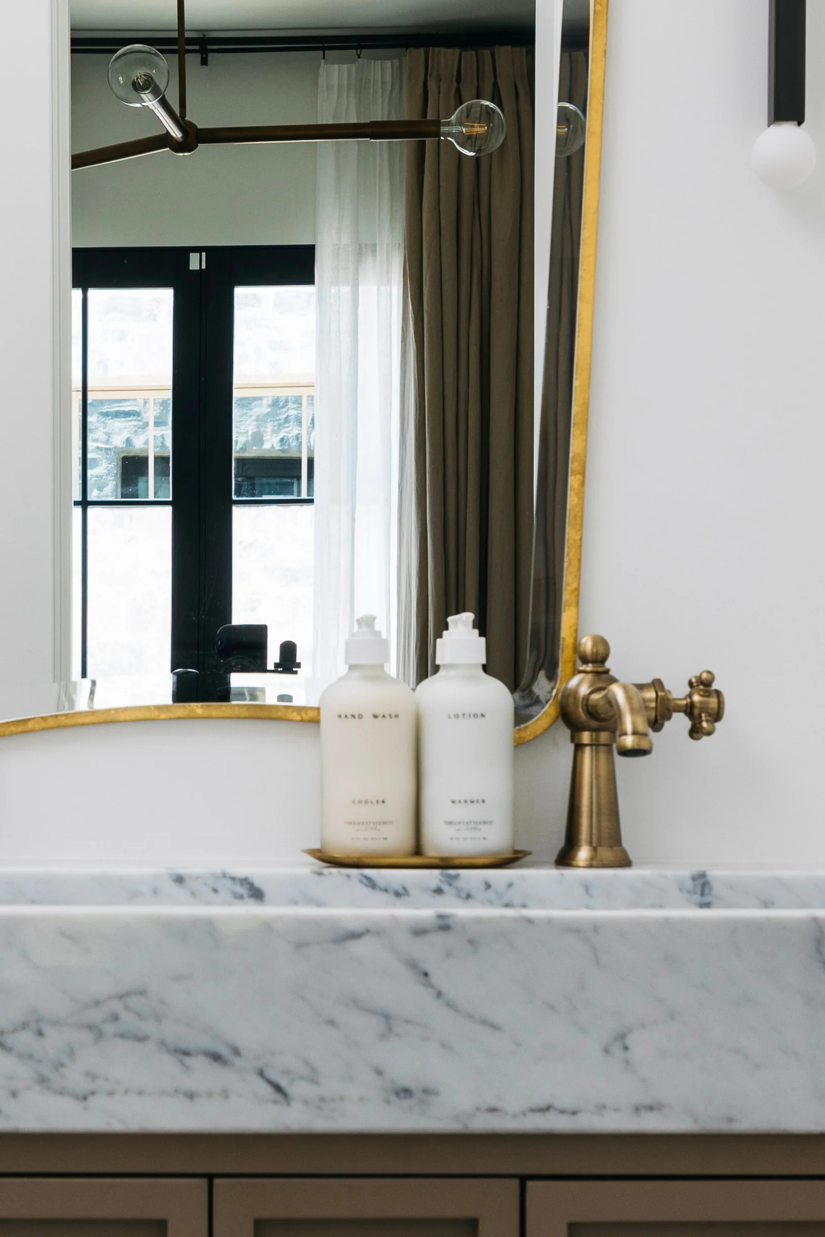 Shimmy Brass Tray | THELIFESTYLEDCO