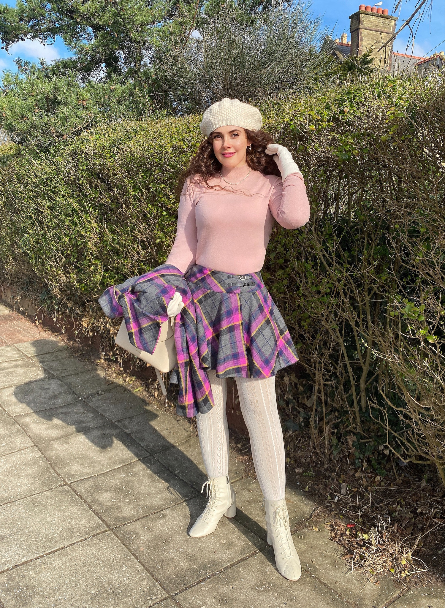 This is my take on Blair's iconic skating outfit ⛸️💖 from Gossip Girl Season 1 🎀 

🏷
#femininestyle #classyfashion #vintageinspired #vintagestyle #classicstyle #elegantstyle #elegantfashion #oldmoneyaesthetic #oldmoneystyle  #fashionblogger #gossipgirl #blairwaldorf #winterfashion #styleinspo #gossipgirlfashion #blairwaldorffashion #blairwaldorfstyle #blair #xoxogossipgirl #leightonmeester #preppy #skatingoutfit

#LTKSpringSale #LTKstyletip #LTKeurope