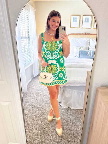 Summer vacation outfit idea! Wearing an XS/2 in dress.

Summer dress // vacation outfit // 

#LTKSeasonal #LTKstyletip