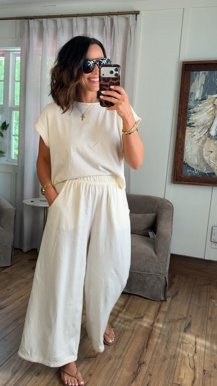Okay this is exactly the kind of outfit I reach for in the summer 🤍 So comfortable, easy to throw on, and it still looks put together. The matching set gives that effortless, expensive-looking vibe, and I love how a neck scarf instantly makes it feel a little more styled.

Size XS, 5’3 for reference

#LTKStyle #LTKFinds #TargetStyle #MatchingSet #SummerStyle #CoastalStyle #NeutralOutfit #AffordableFashion #OOTD #LTKUnder5