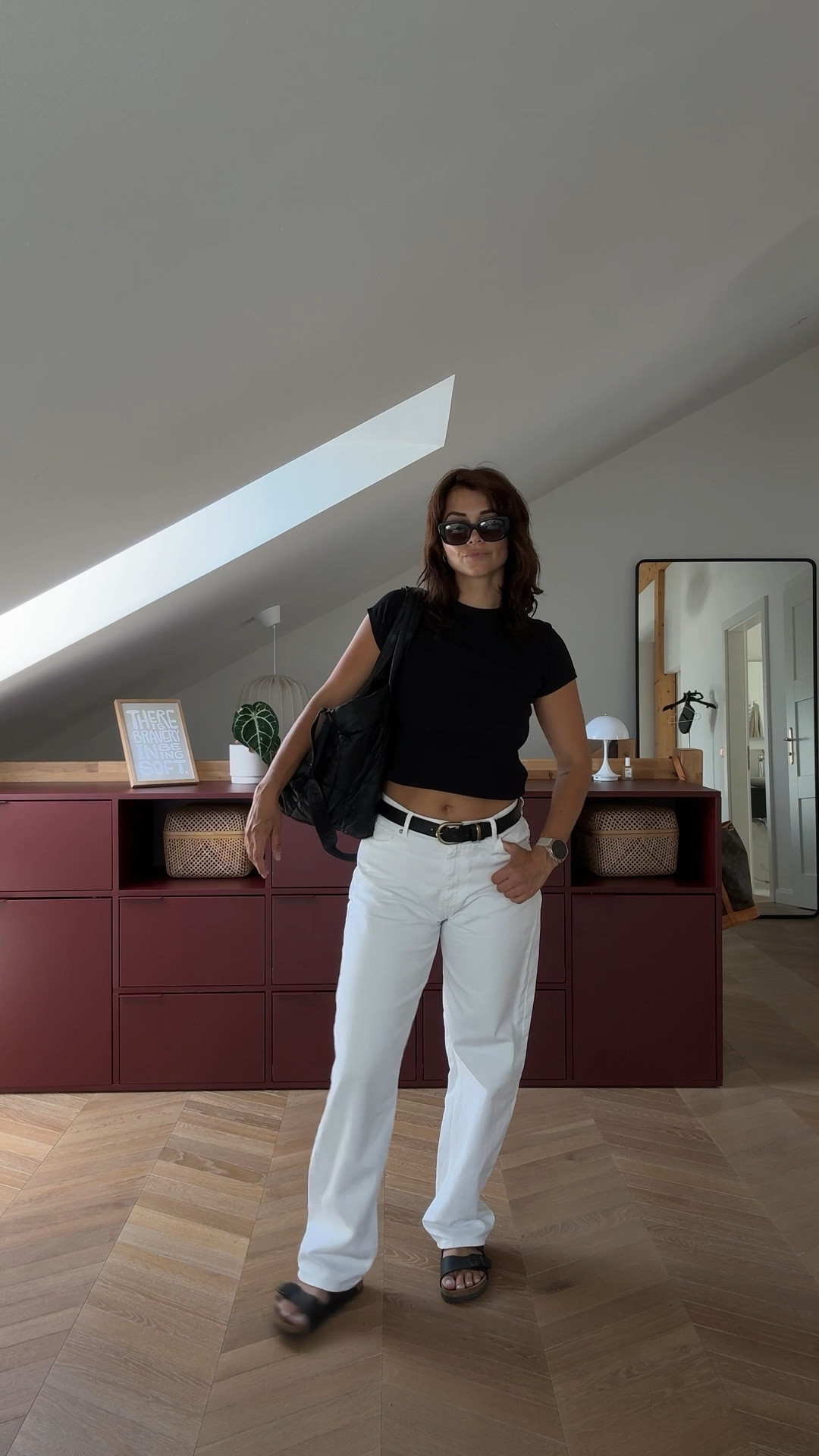 Ich liebe diesen Schwarz-Weiß-Look. Simpel, aber nie langweilig.🐼

#LTKdeutschland #LTKsummer #LTKeurope