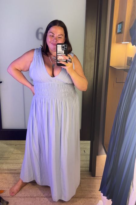From my Mall of America plus size Abercrombie try-on 

Wearing a L in this dress. Tried on both the XL & L and the L just fit better even for a larger chest. Fit is a dream 

#LTKcurves