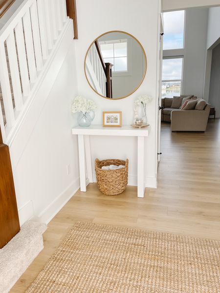 Neutral Coastal Entryway

#LTKfindsunder100 #LTKSeasonal #LTKhome