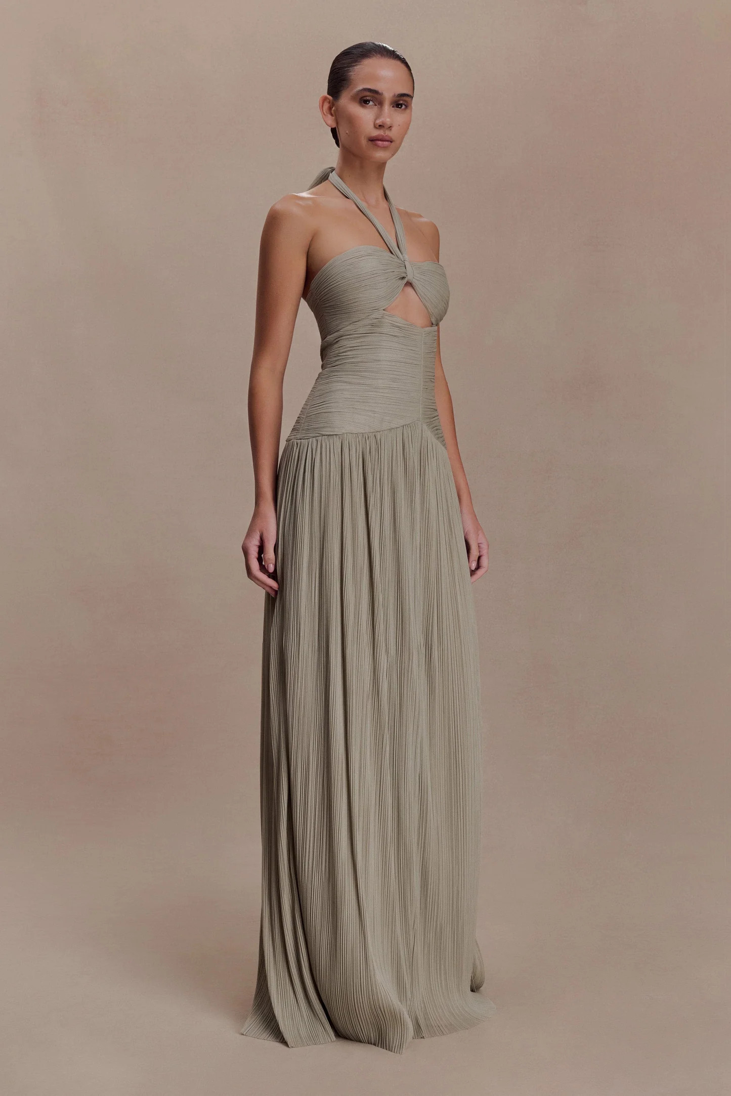 Pleated Chiffon Maxi Dress - Silver | MESHKI US
