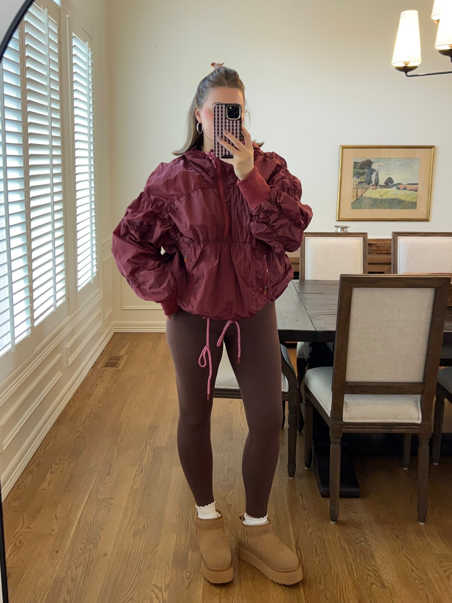 M in everything!
Sale on everything @fpmovement right now! Offer: 25% Off $500+, 20% Off $250-499 💫 
