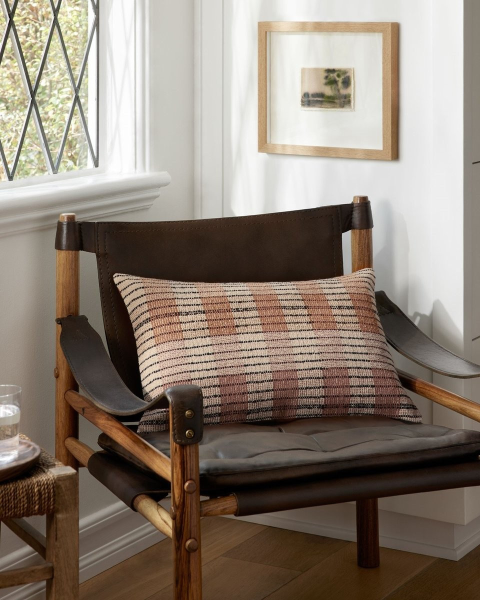 Onofre Pillow - PAL-0010 | Rugs Direct