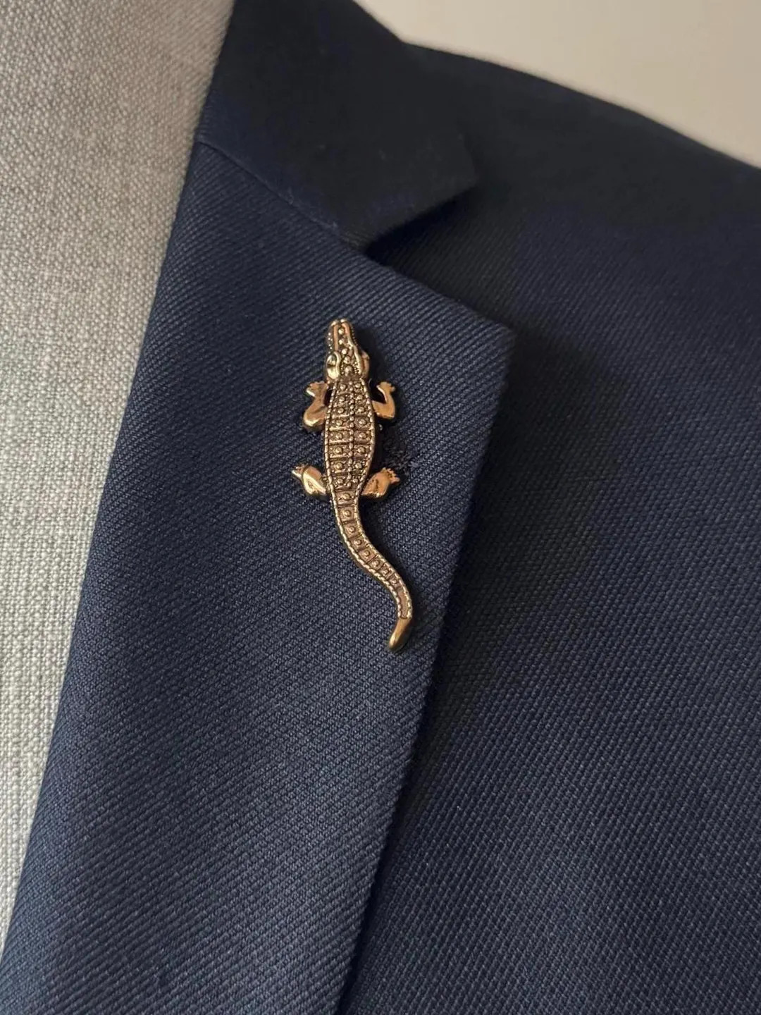 Elegant Alligator Lapel Pin for Men Women, Animal brooch, Women Brooches, Suit Lapel Pin Acessori... | Etsy (US)