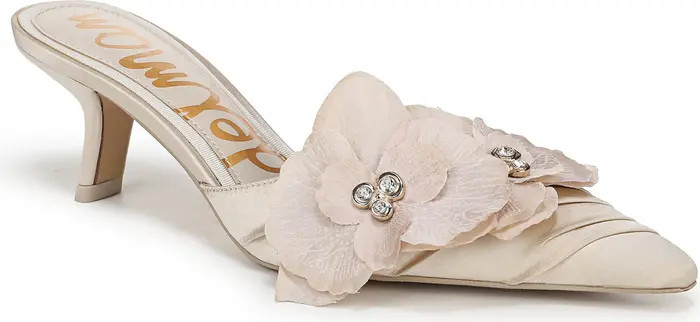 Bella Pointed Toe Kitten Heel Pump (Women) | Nordstrom