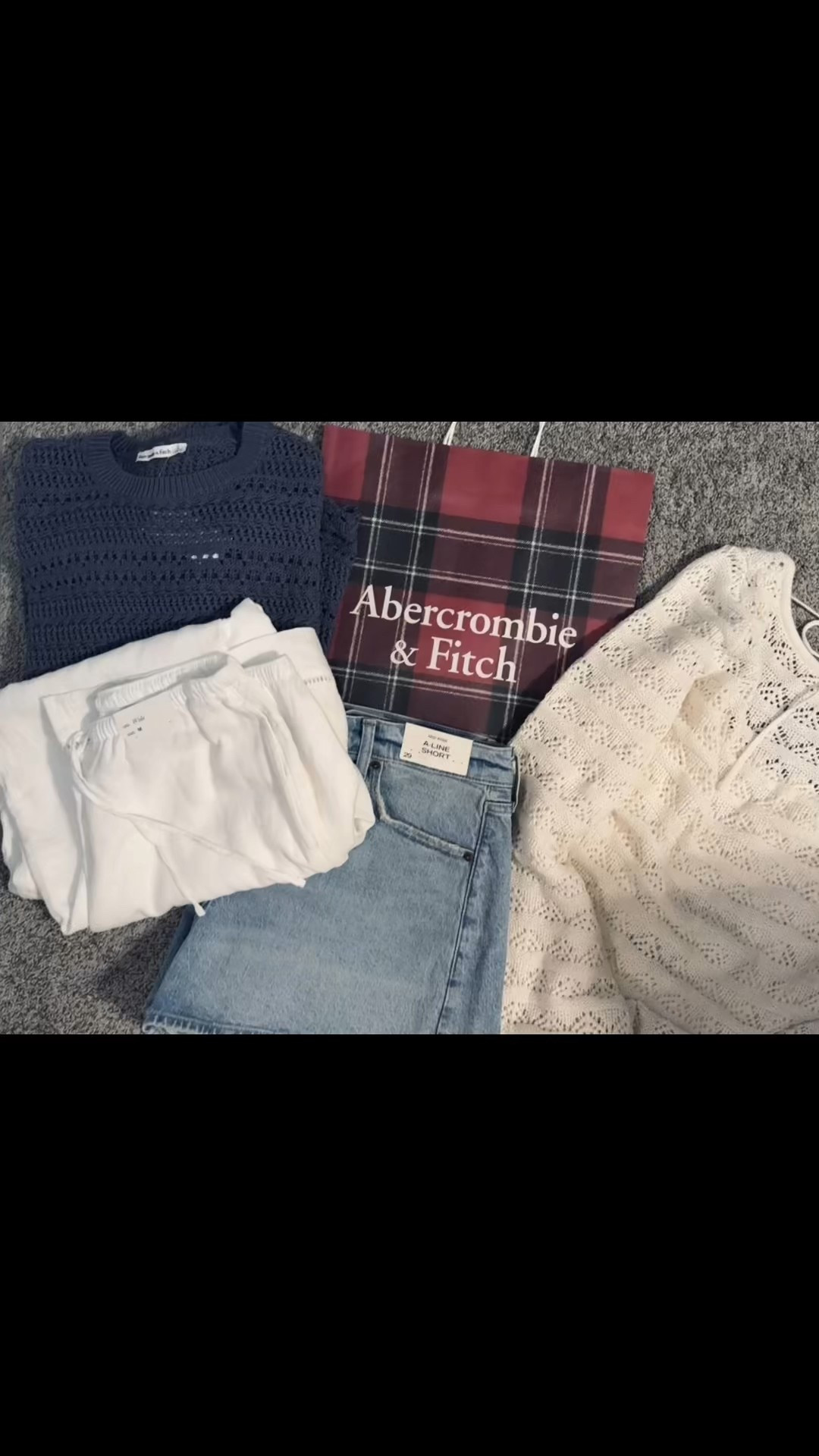 Abercrombie try on haul! 

Dress: Large L
Top: Large
Pants: Meduim
Shorts: 29

#LTKMidsize #LTKootd