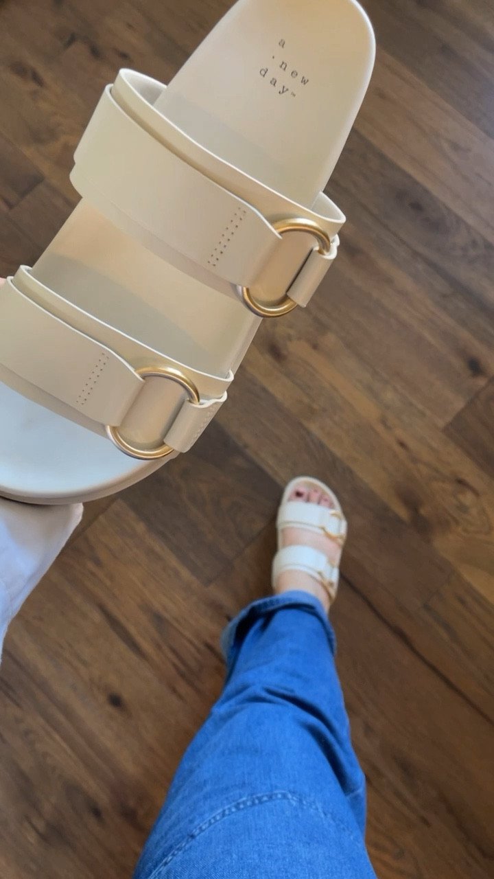 Resort wear, sandals, spring break outfit, vacation outfit

#LTKVideo #LTKmidsize #LTKshoecrush