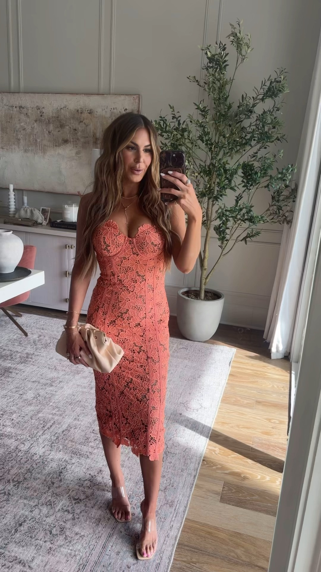 this dress is SO good! wearing a small <3

use code HOLLIE40 for 40% off! 🤍 

 