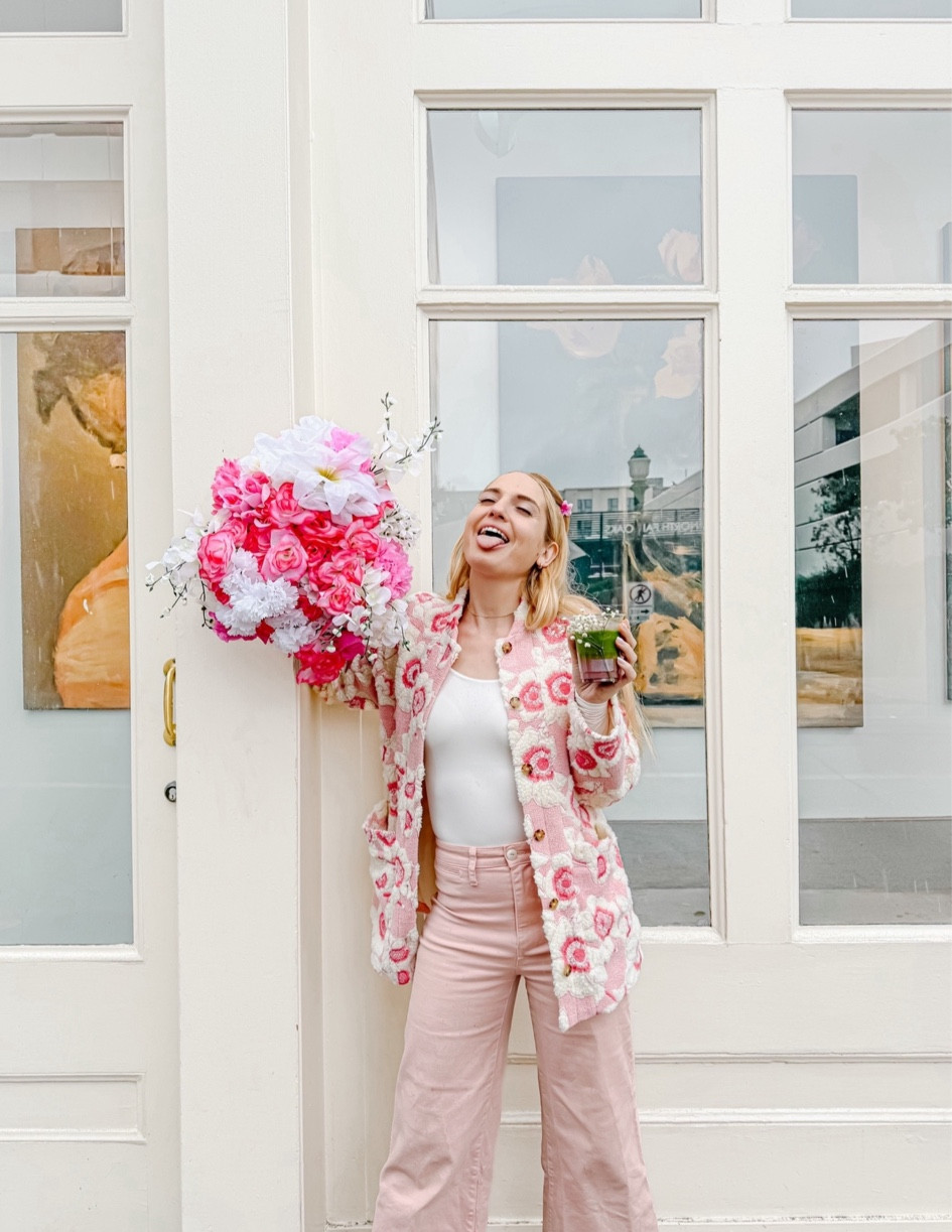 Pink and white outfit for spring 
Sézane, Madewell 

#LTKSeasonal #LTKfindsunder100 #LTKstyletip