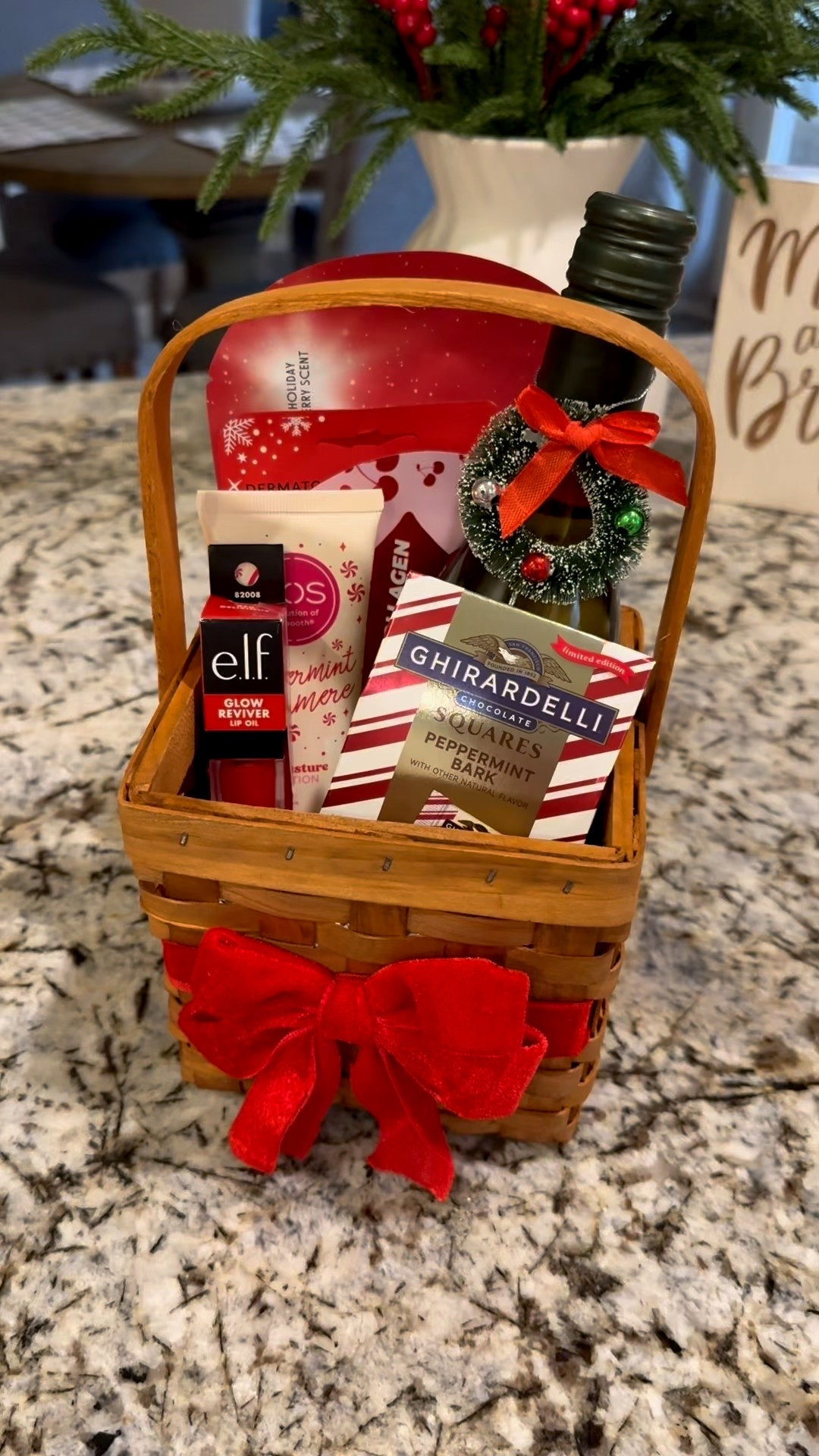 My go to gift for Teachers, co-workers or basically everyone! This bow basket is too cute! #giftidea #giftforher #teachergift #christmas #gift

#LTKBeauty #LTKHoliday #LTKGiftGuide